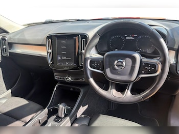 Used Volvo XC40 2020 for sale - 79581935: Photo