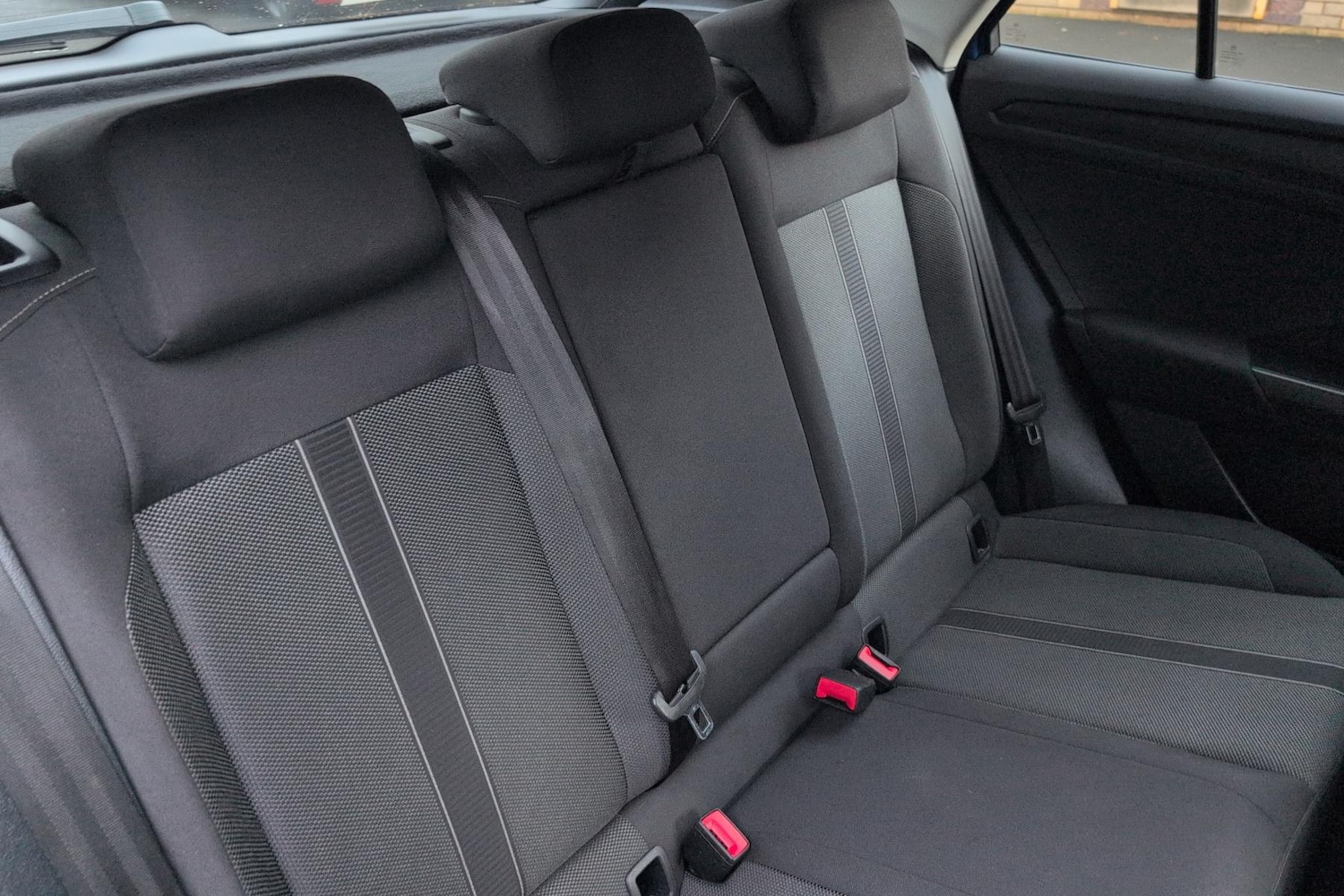 Used Volkswagen T-Roc 2023 for sale - 77270557: Photo 24