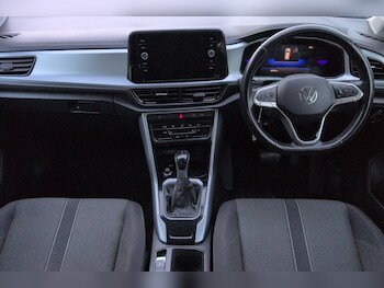 Used Volkswagen T-Roc 2023 for sale - 77270557: Photo