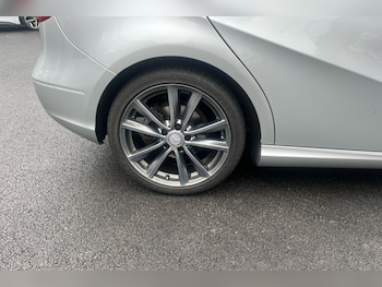Used Mercedes-Benz B-Class 2013 for sale - 75970140: Photo
