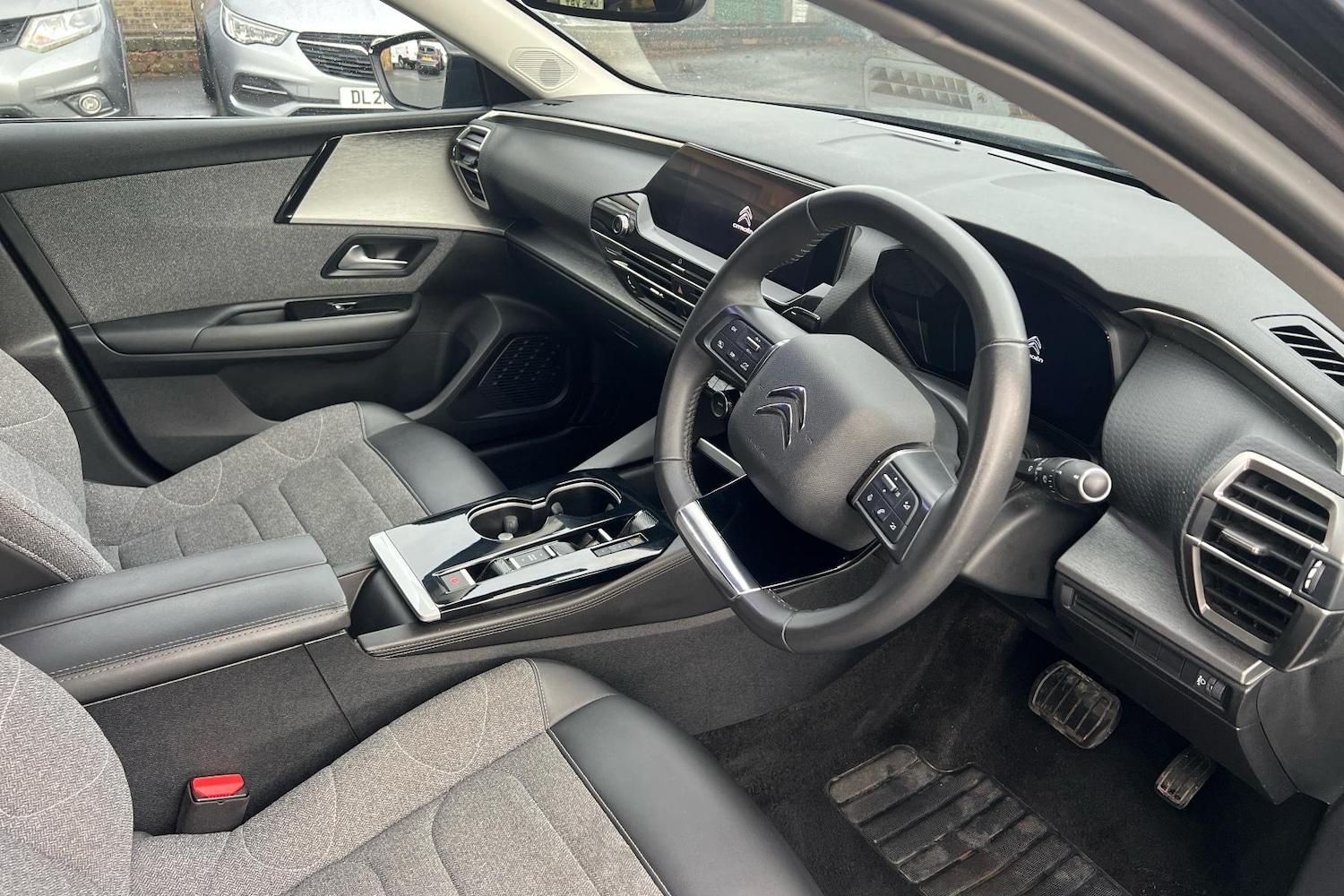 Used Citroen C5 X 2023 for sale - 76746407: Photo 2