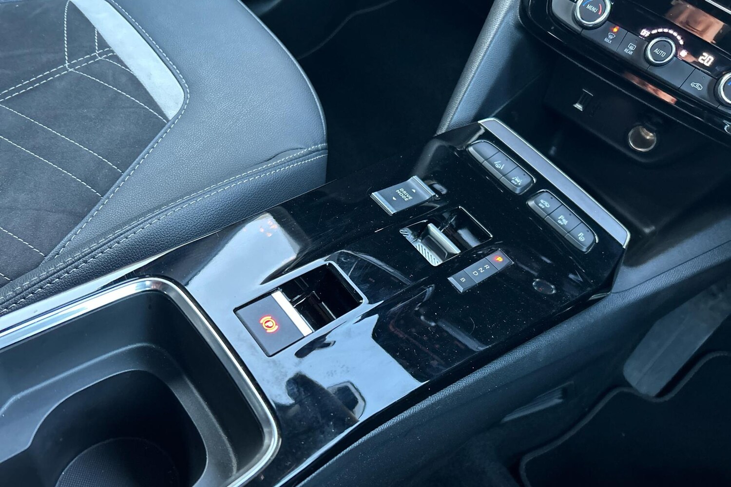 Used Vauxhall Mokka Electric 2022 for sale - 76718596: Photo 14