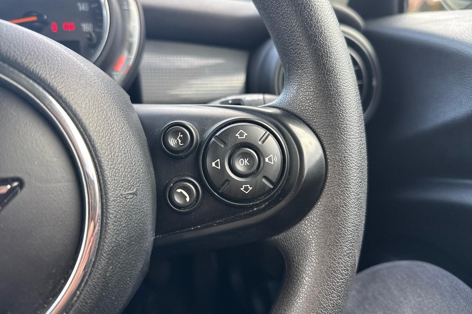 Used MINI Hatch 2020 for sale - 76329032: Photo 16