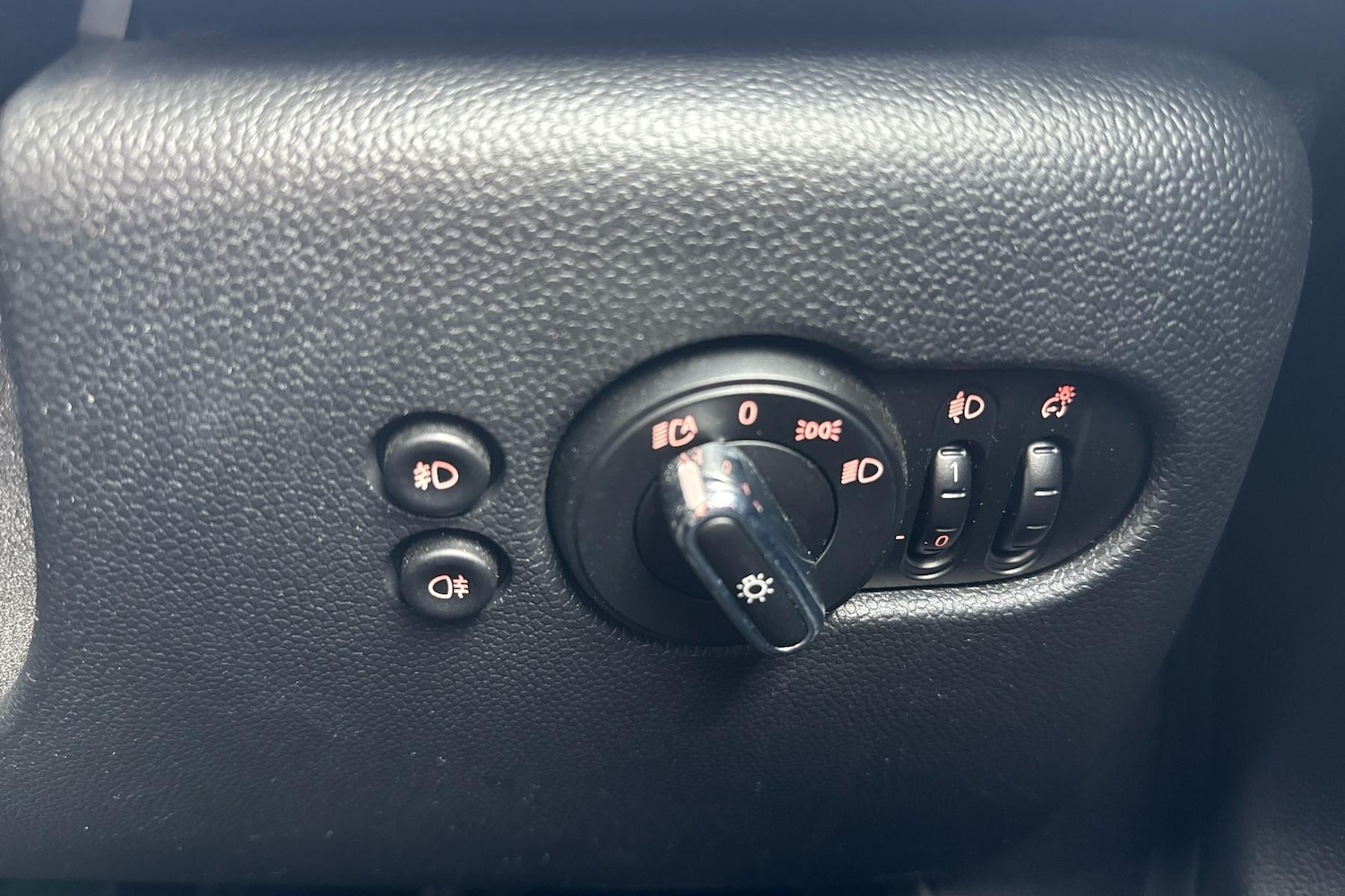 Used MINI Hatch 2020 for sale - 76329032: Photo 19