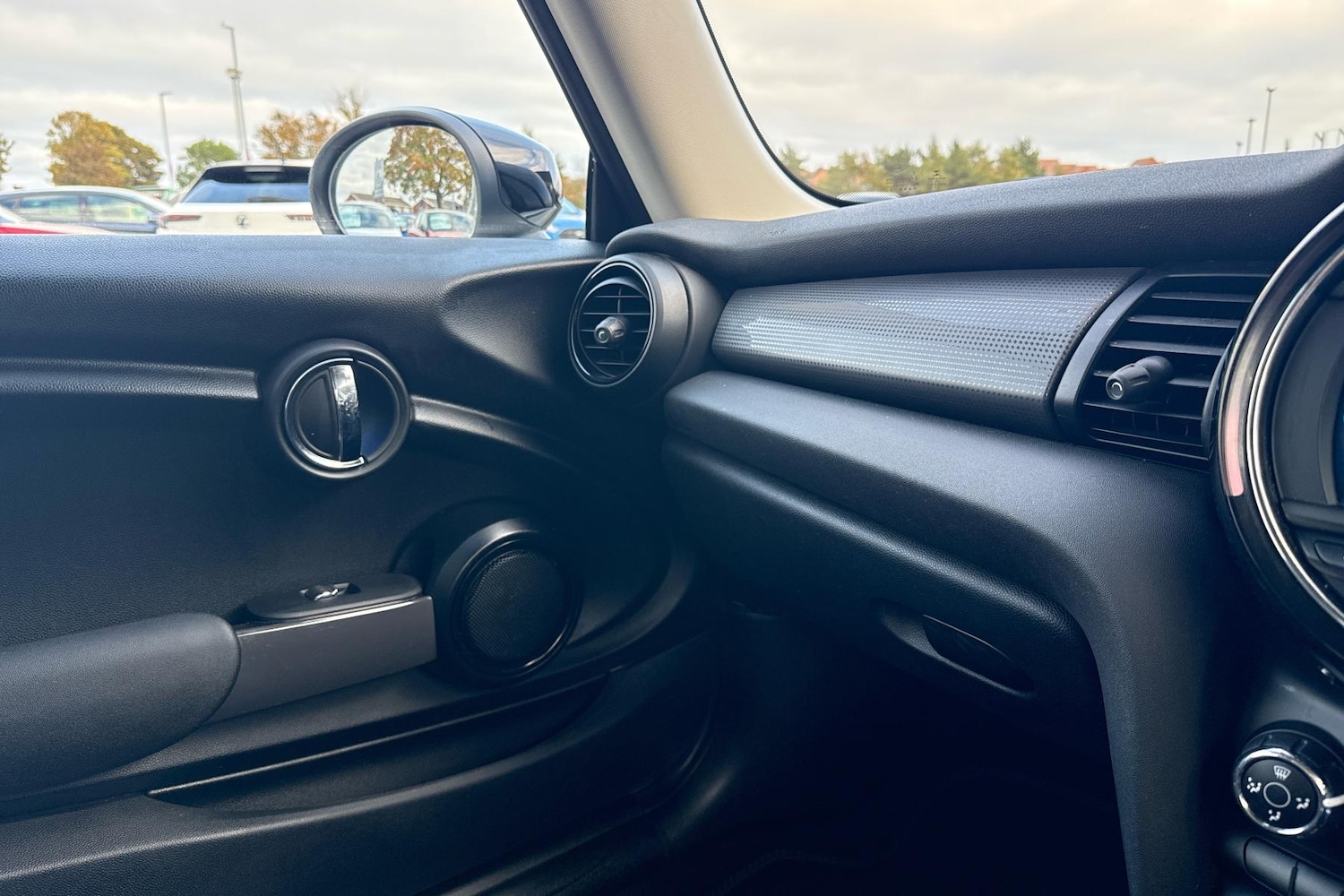 Used MINI Hatch 2020 for sale - 76329032: Photo 25