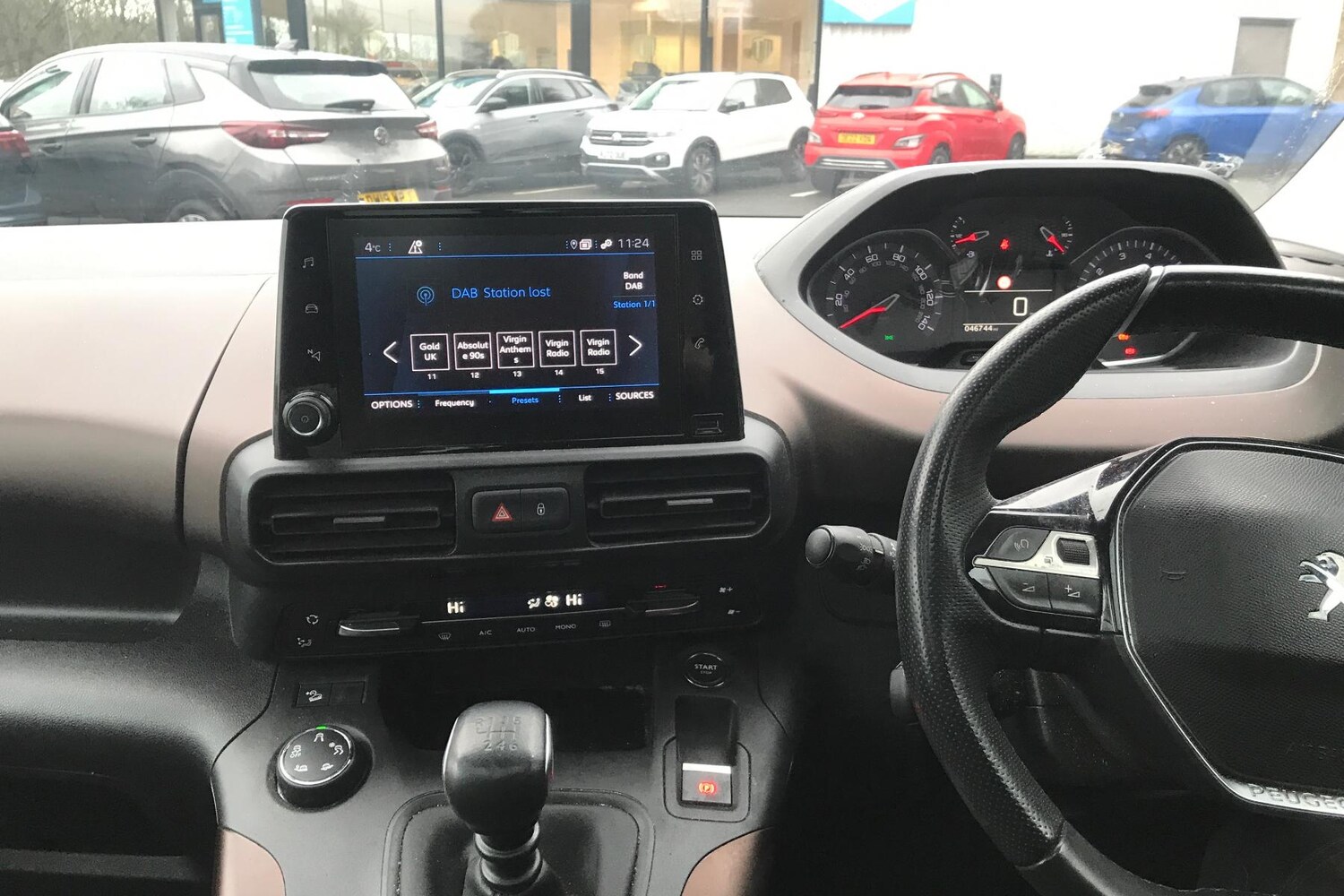 Used Peugeot Rifter 2018 for sale - 77961343: Photo 4