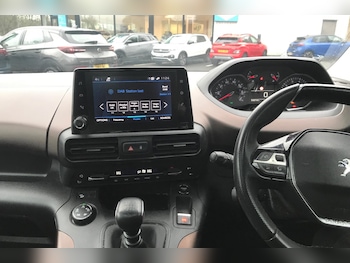 Used Peugeot Rifter 2018 for sale - 77961343: Photo