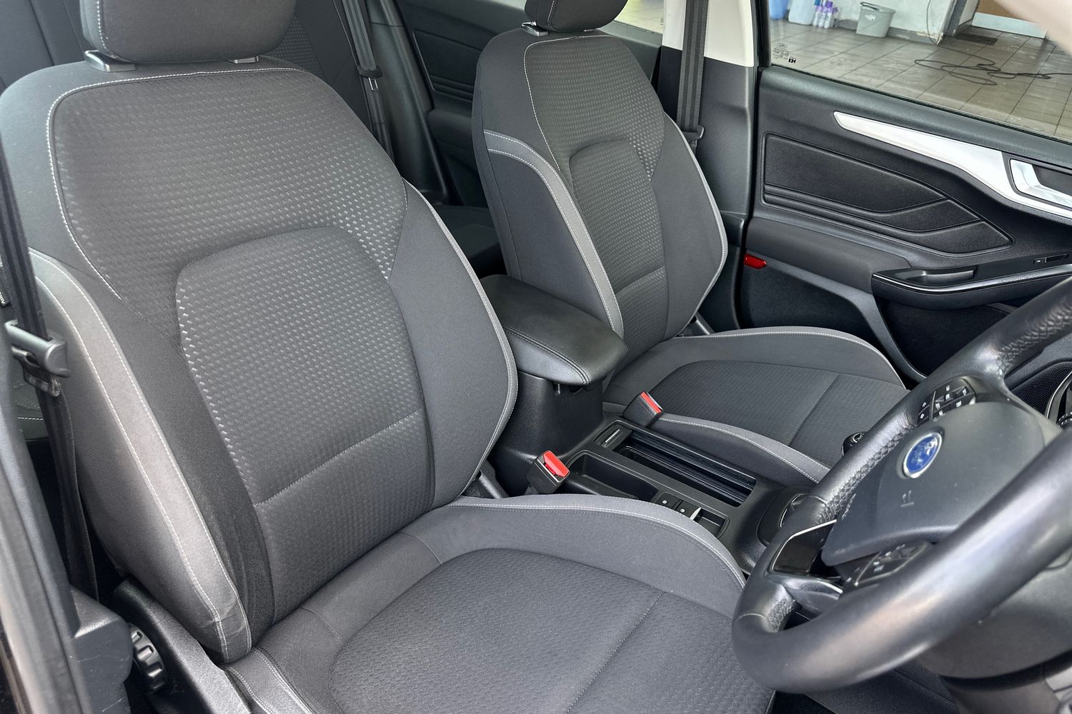 Used Ford Focus 2018 for sale - 76564636: Photo 15