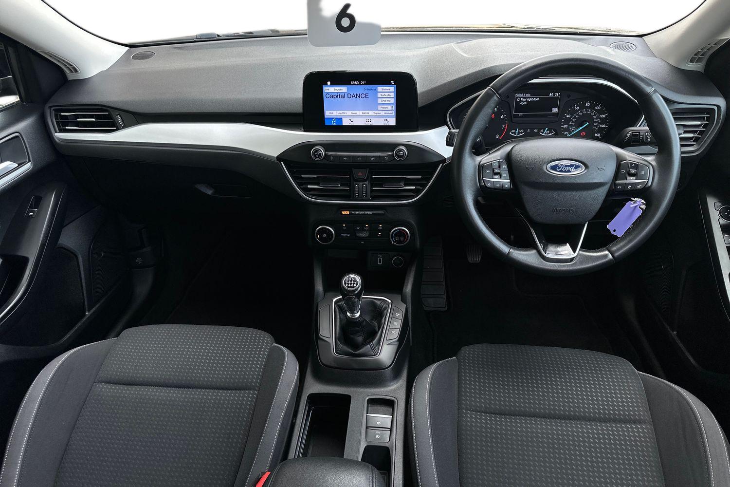 Used Ford Focus 2018 for sale - 76564636: Photo 4