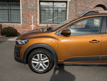 Used Dacia Sandero Stepway 2022 for sale - 78197989: Photo