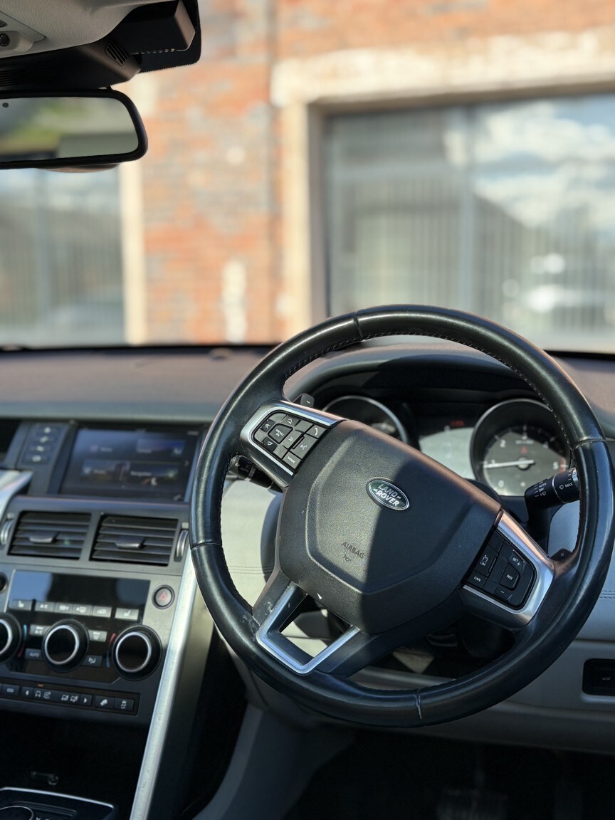 Used Land Rover Discovery Sport 2016 for sale - 78197926: Photo 11