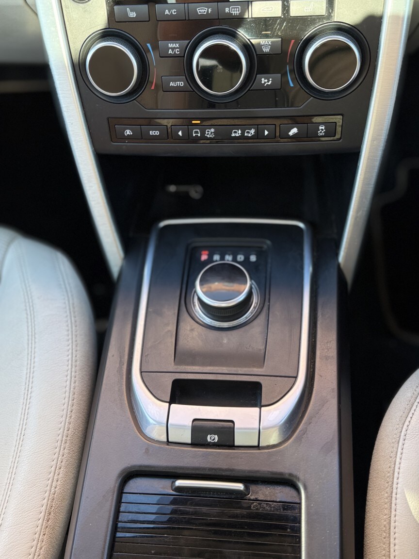 Used Land Rover Discovery Sport 2016 for sale - 78197926: Photo 15