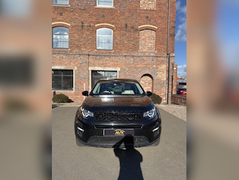 Used Land Rover Discovery Sport 2016 for sale - 78197926: Photo