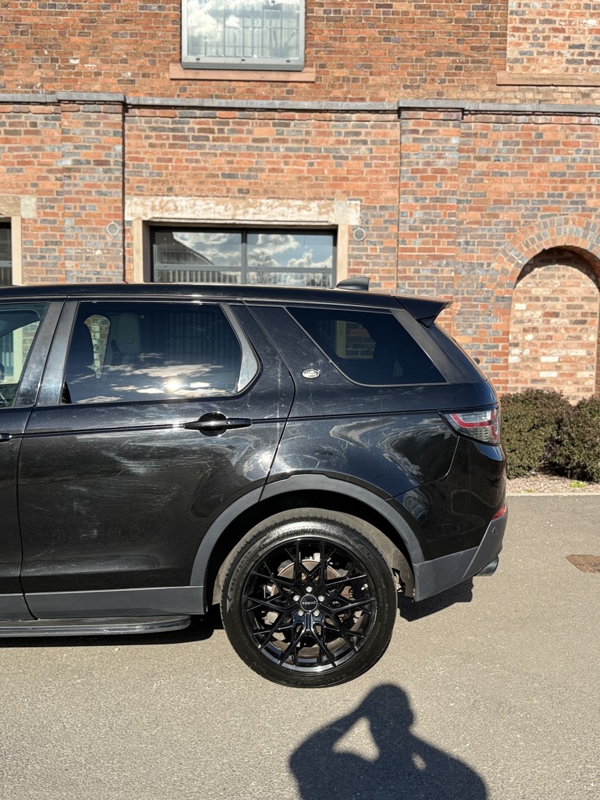 Used Land Rover Discovery Sport 2016 for sale - 78197926: Photo 7