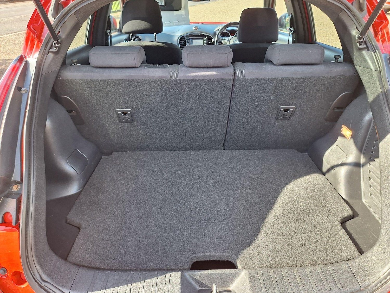 Used Nissan Juke 2015 for sale - 76084045: Photo 9