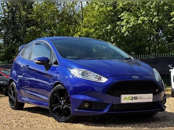 Used Ford Fiesta 2015 for sale - 78386125: Photo