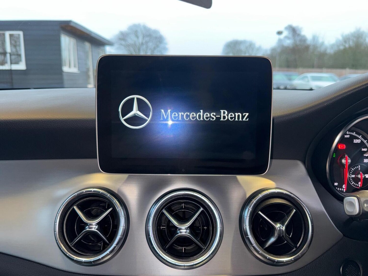 Used Mercedes-Benz CLA 2018 for sale - 77662225: Photo 31