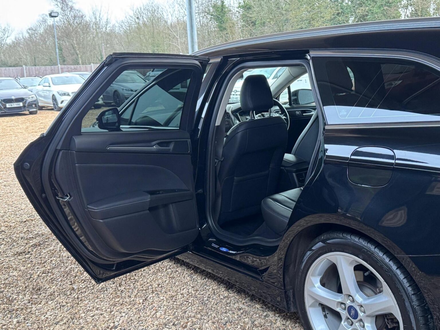 Used Ford Mondeo 2019 for sale - 77357325: Photo 27