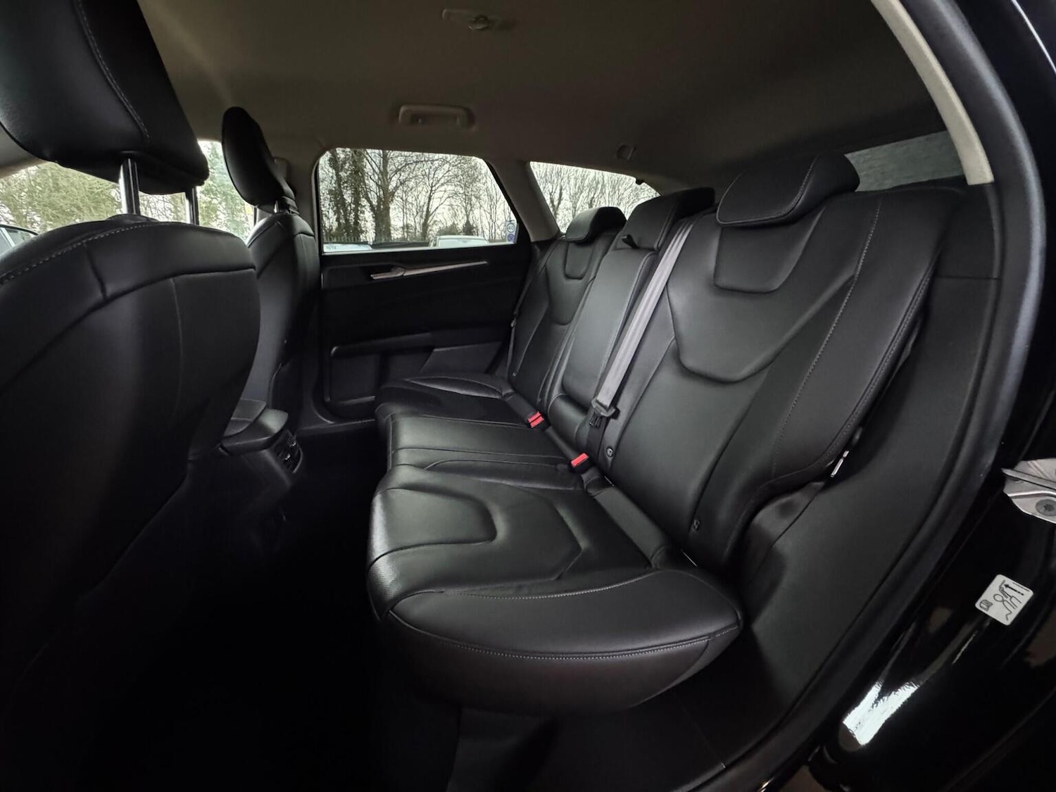 Used Ford Mondeo 2019 for sale - 77357325: Photo 29