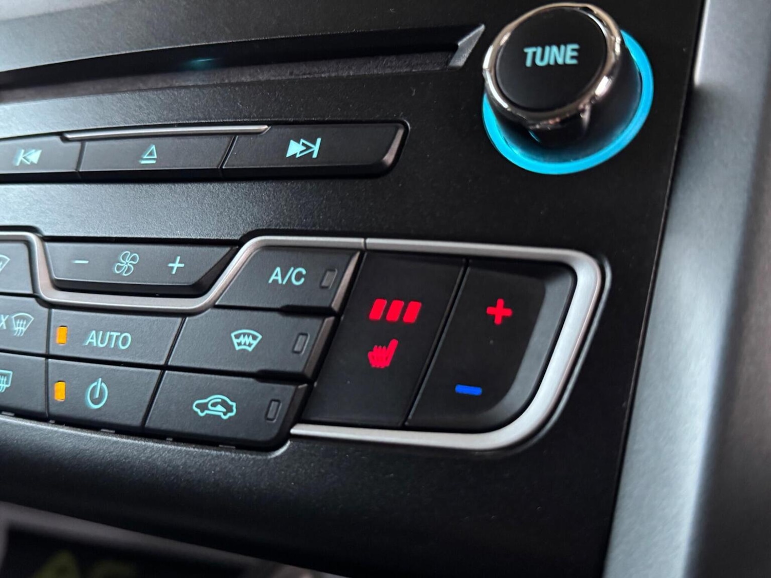 Used Ford Mondeo 2019 for sale - 77357325: Photo 42