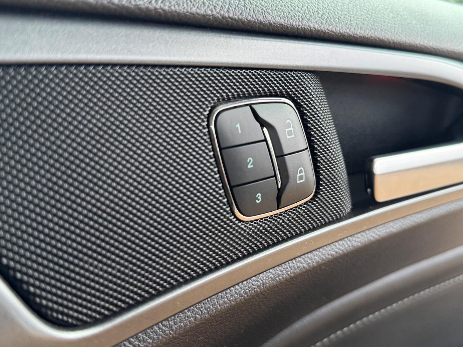 Used Ford Mondeo 2019 for sale - 77357325: Photo 45