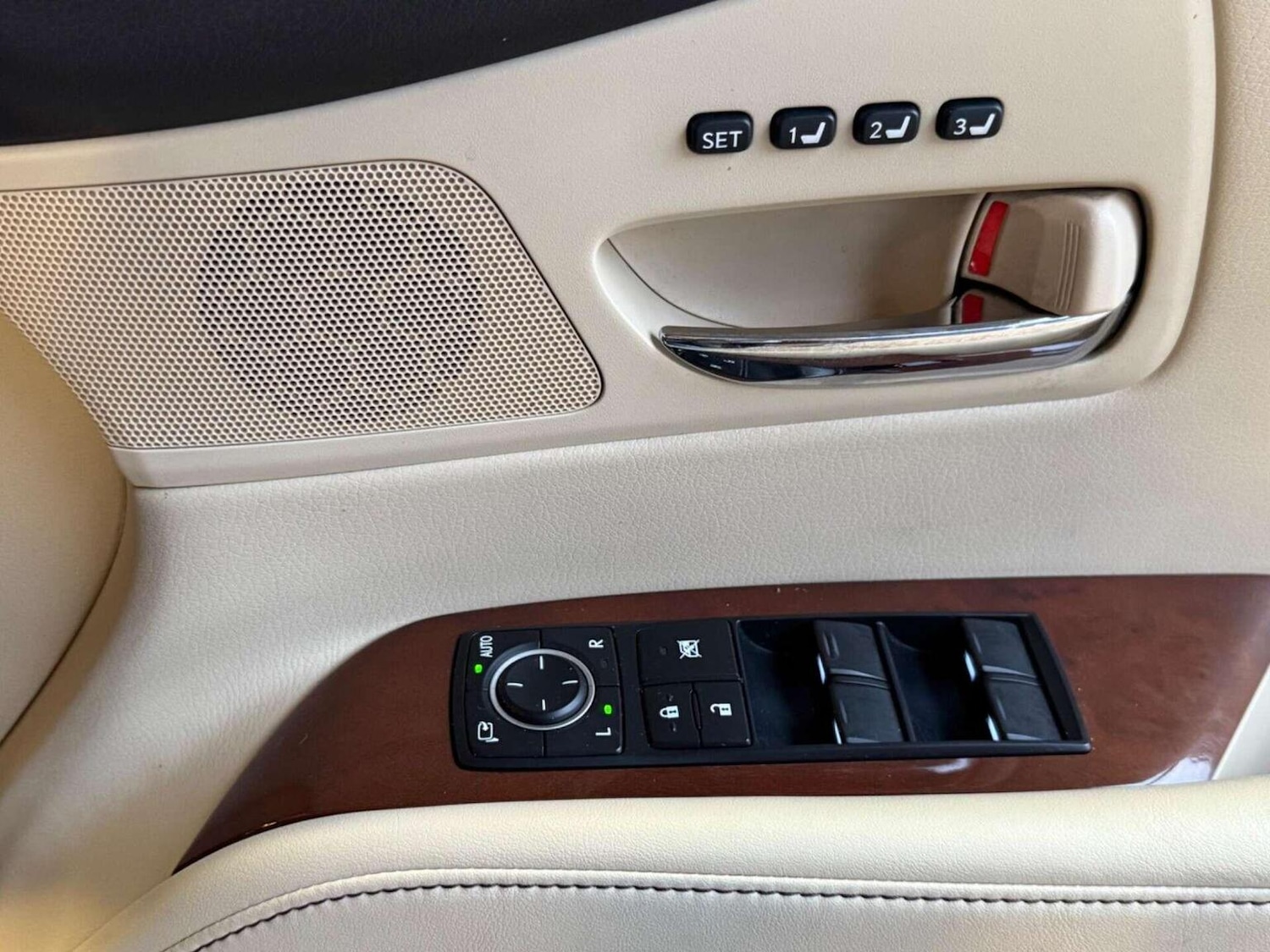 Used Lexus RX 2014 for sale - 77595359: Photo 44