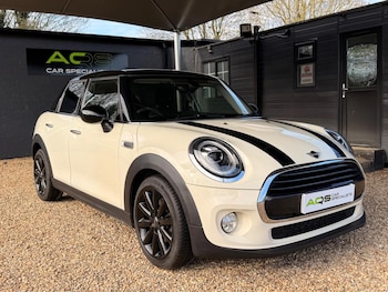 Used MINI Hatch 2019 for sale - 77781747: Photo