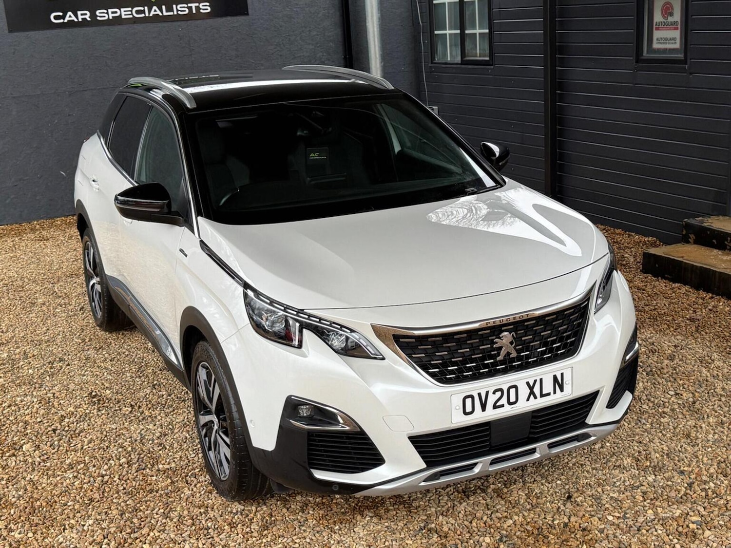 Used Peugeot 3008 2020 for sale - 77363634: Photo 10