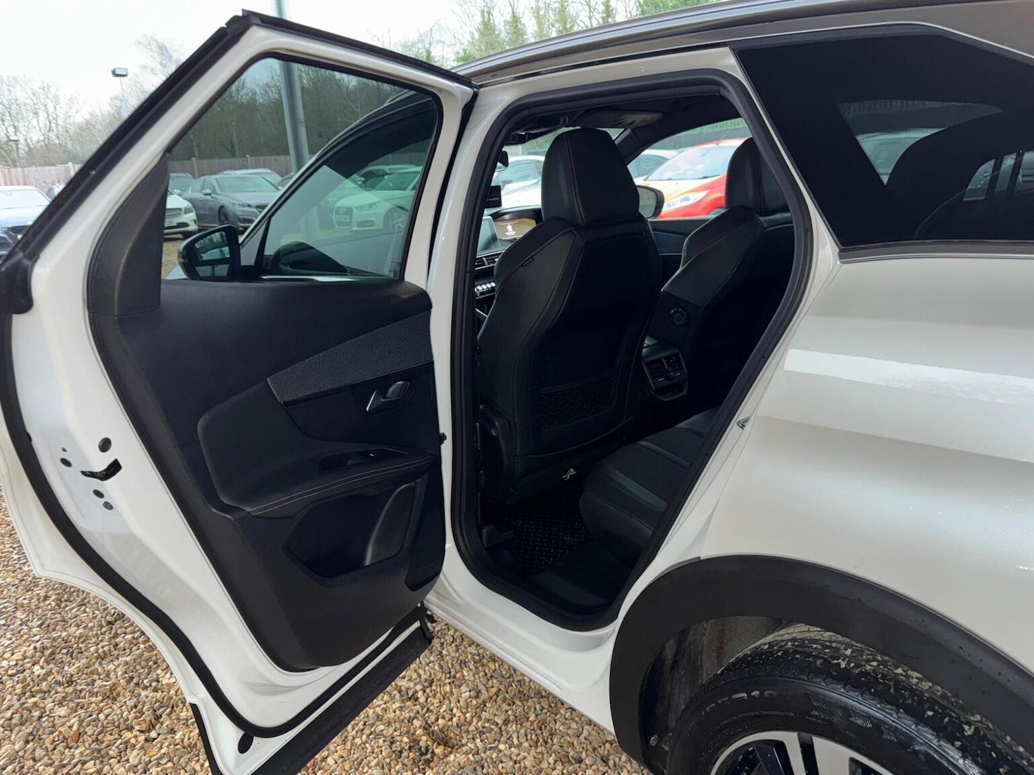 Used Peugeot 3008 2020 for sale - 77363634: Photo 31