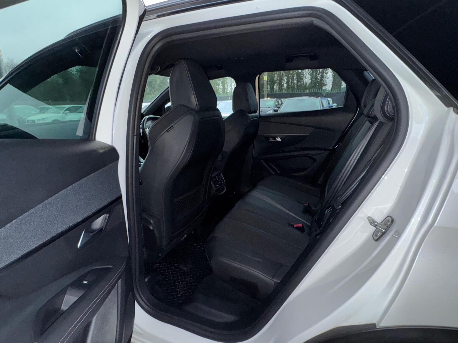 Used Peugeot 3008 2020 for sale - 77363634: Photo 32