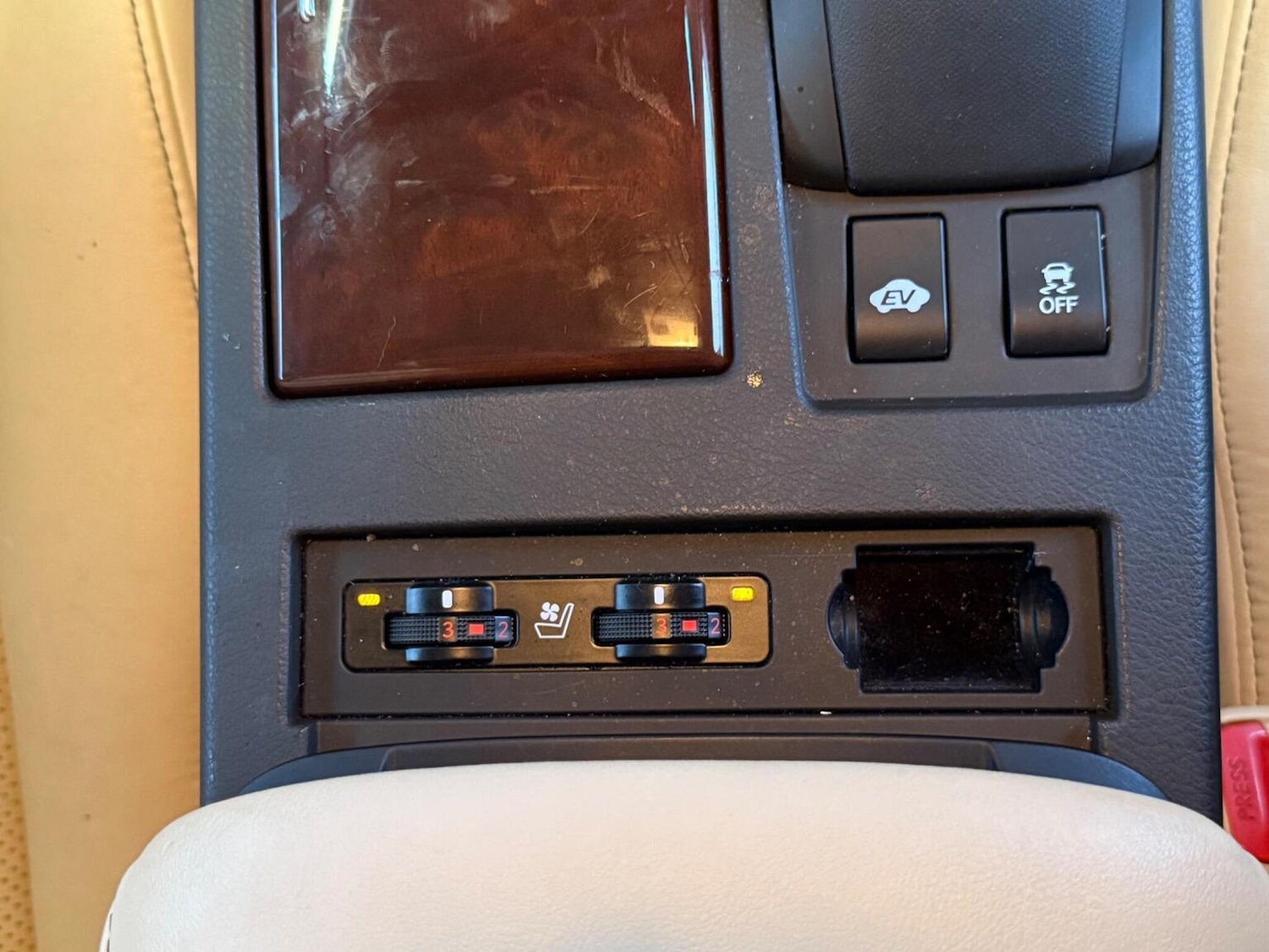 Used Lexus RX 2014 for sale - 77080815: Photo 38