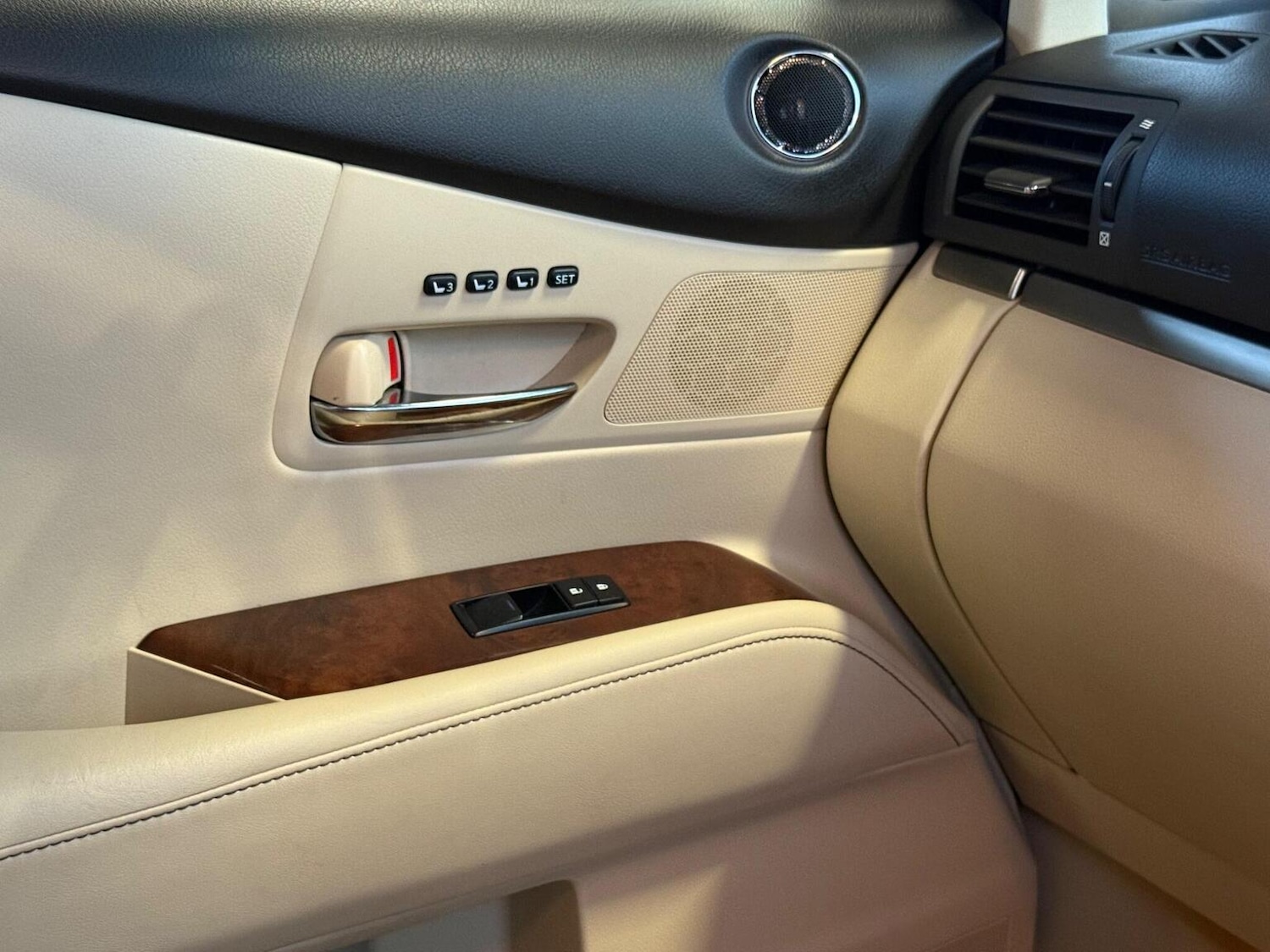 Used Lexus RX 2014 for sale - 77080815: Photo 45