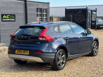 Used Volvo V40 Cross Country 2014 for sale - 74671141: Photo