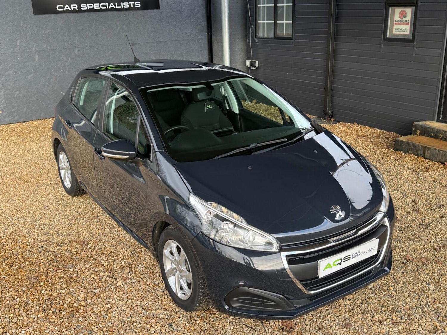 Used Peugeot 208 2016 for sale - 77391914: Photo 12