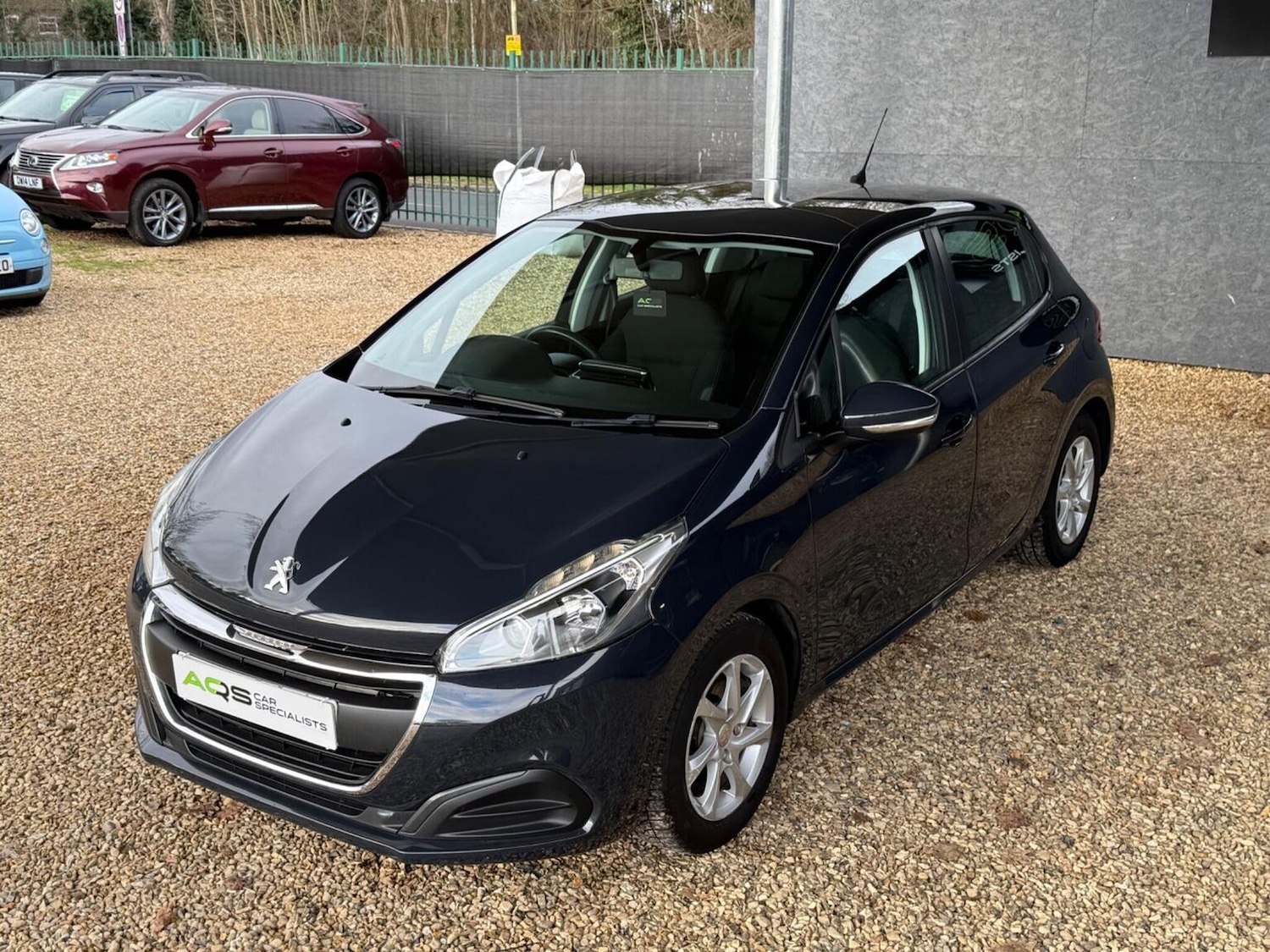 Used Peugeot 208 2016 for sale - 77391914: Photo 18