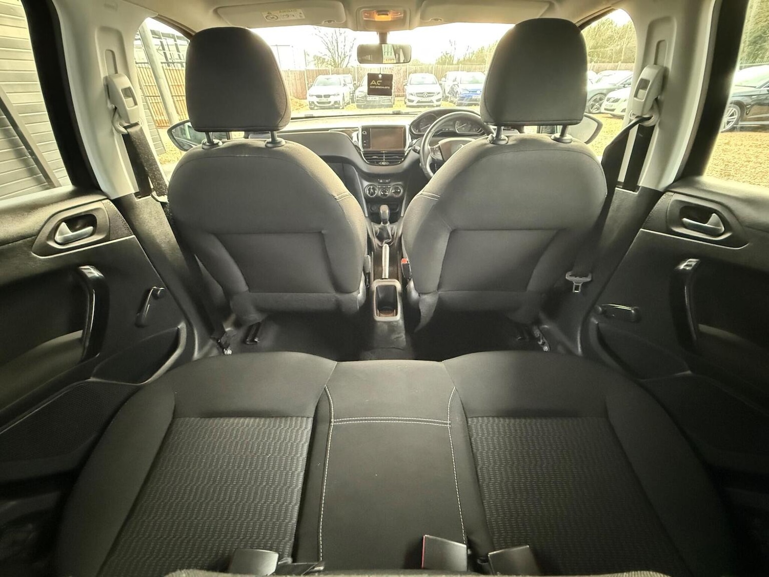 Used Peugeot 208 2016 for sale - 77391914: Photo 29