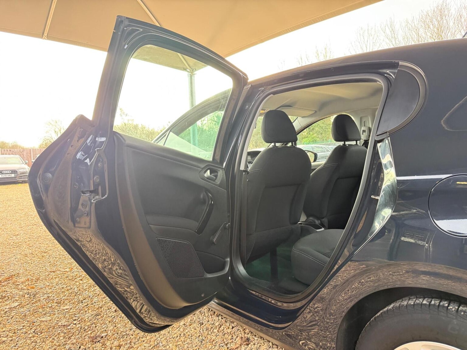 Used Peugeot 208 2016 for sale - 77391914: Photo 30