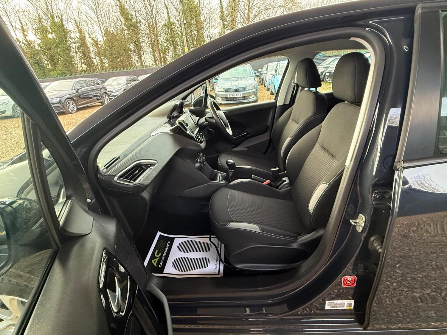 Used Peugeot 208 2016 for sale - 77391914: Photo 34