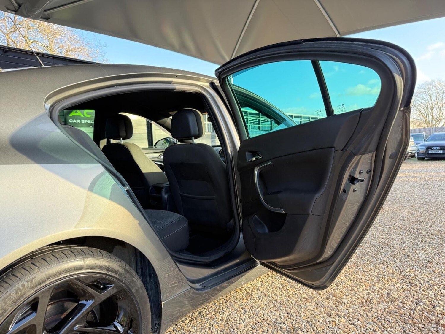 Used Vauxhall Insignia 2017 for sale - 76911095: Photo 24