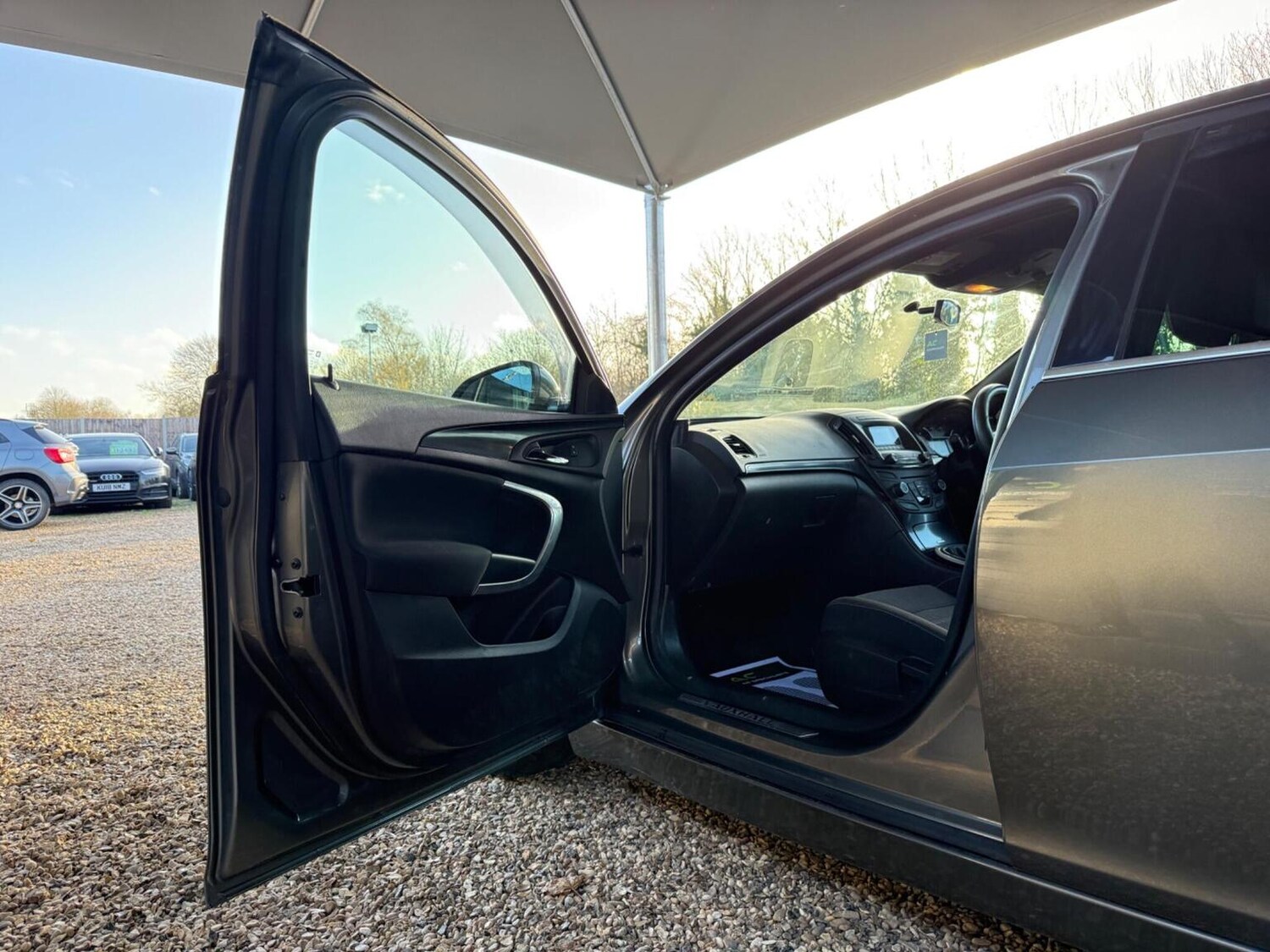 Used Vauxhall Insignia 2017 for sale - 76911095: Photo 32