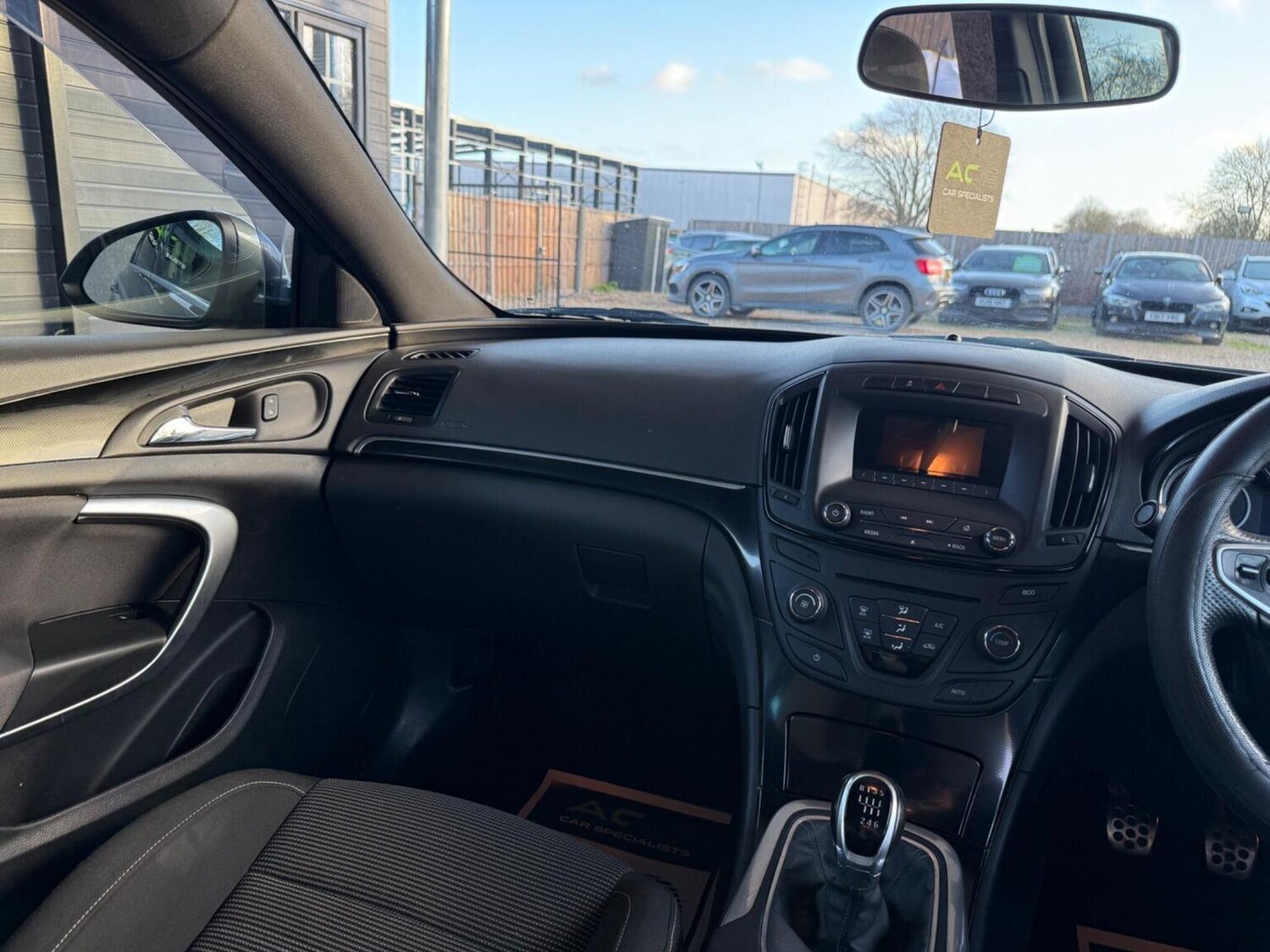 Used Vauxhall Insignia 2017 for sale - 76911095: Photo 37