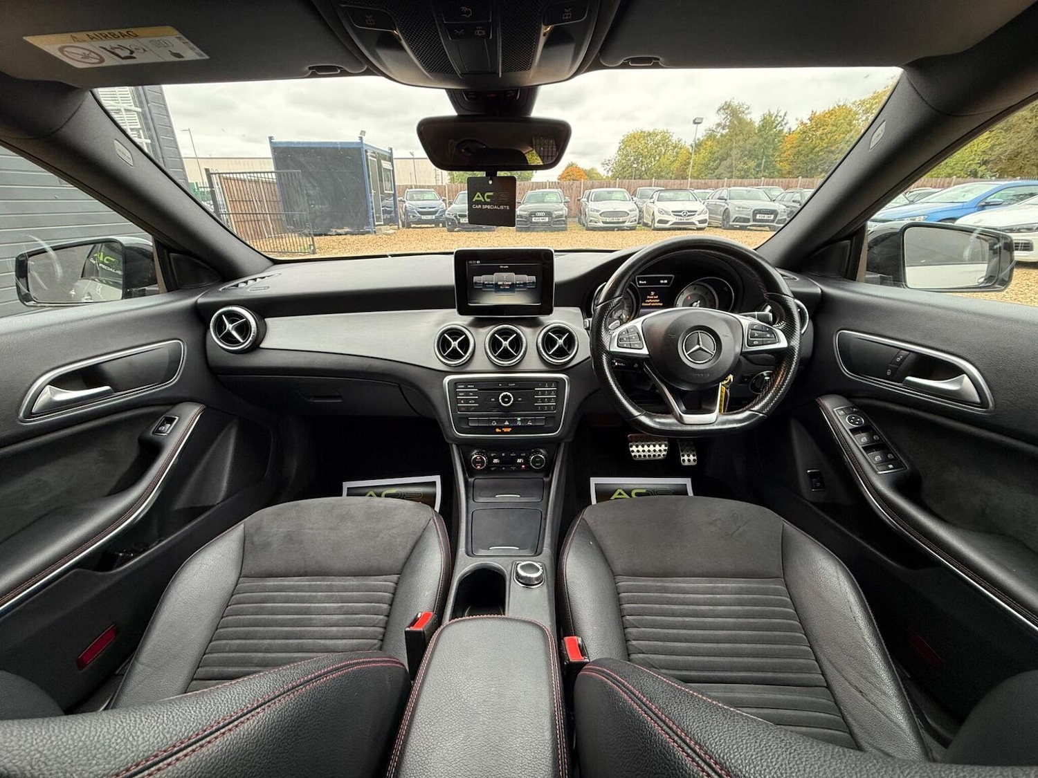 Used Mercedes-Benz CLA 2015 for sale - 76293285: Photo 2