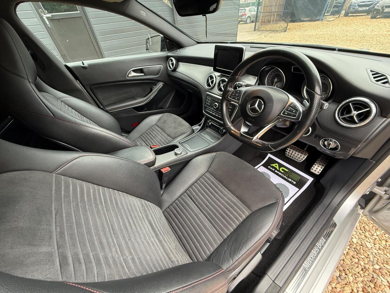 Used Mercedes-Benz CLA 2015 for sale - 76293285: Photo 27
