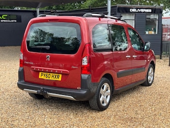 Used Peugeot Partner Tepee 2011 for sale - 78835366: Photo