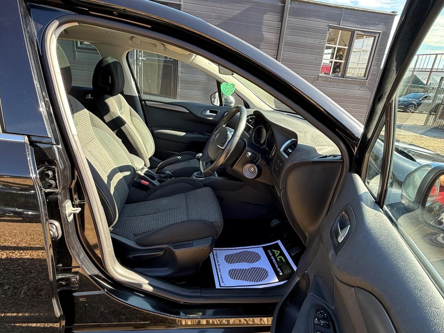 Used Citroen C4 2014 for sale - 76305653: Photo 21