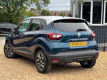 Used Renault Captur 2018 for sale - 79775313: Photo