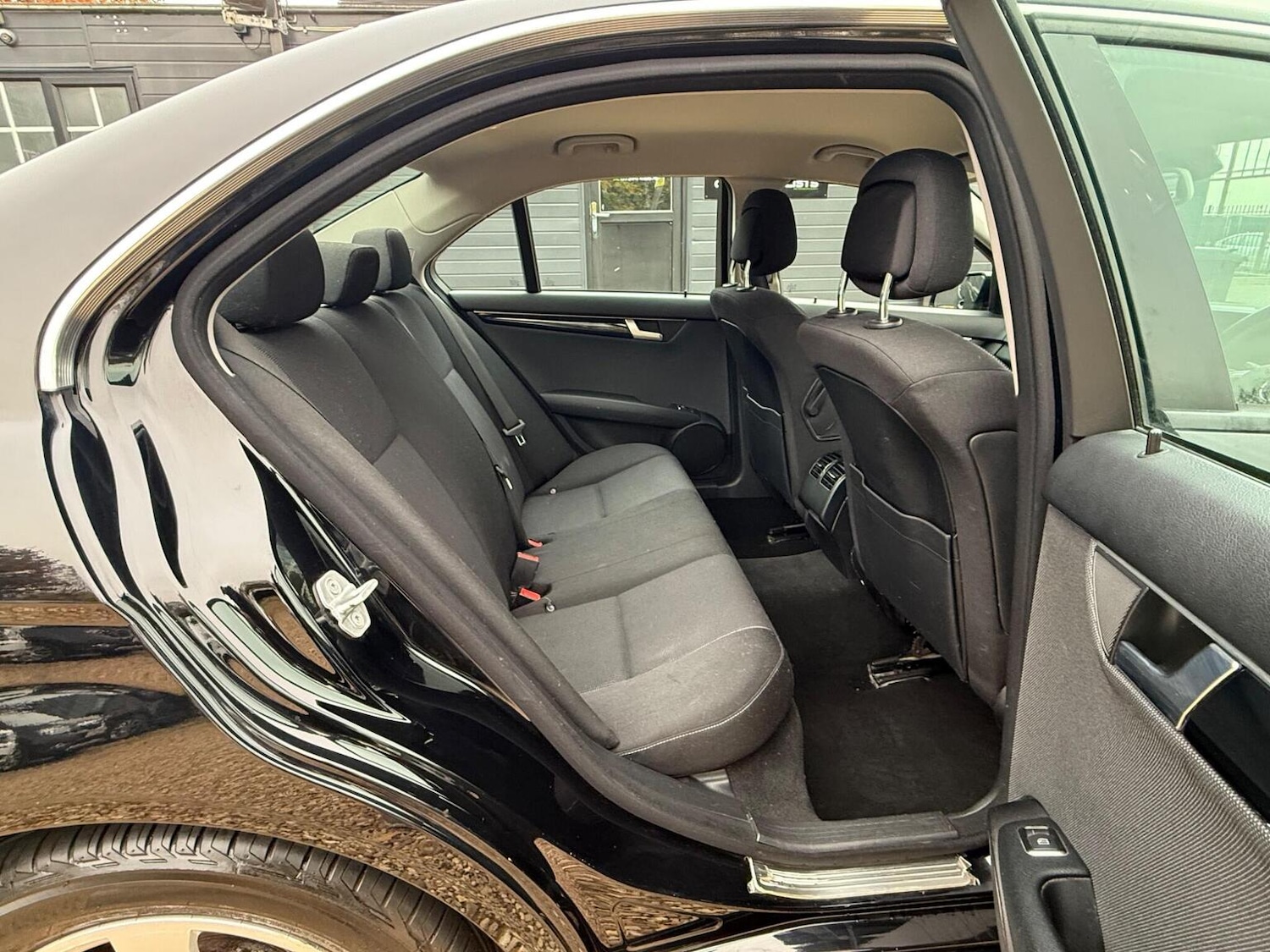 Used Mercedes-Benz C Class 2011 for sale - 76488709: Photo 26