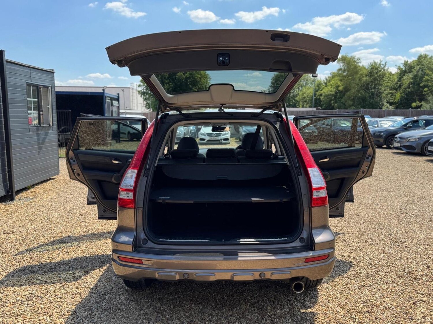 Vehicle 28