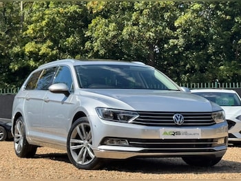 Used Volkswagen Passat 2017 for sale - 79462903: Photo