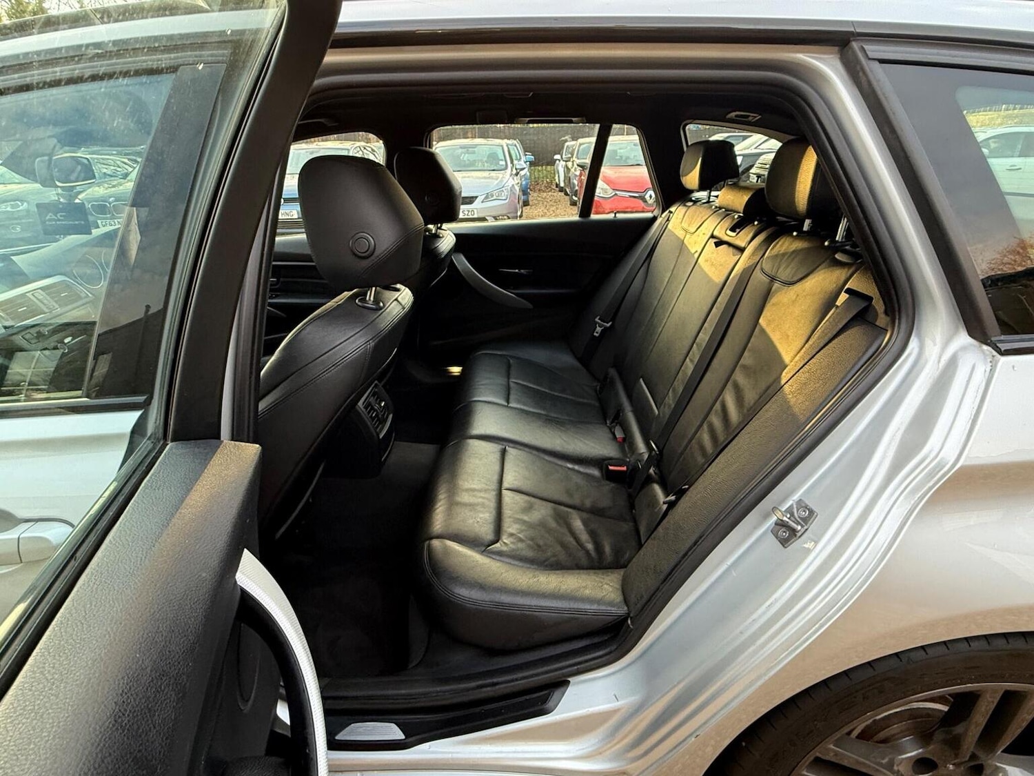 Used BMW 3 Series 2014 for sale - 76618649: Photo 33